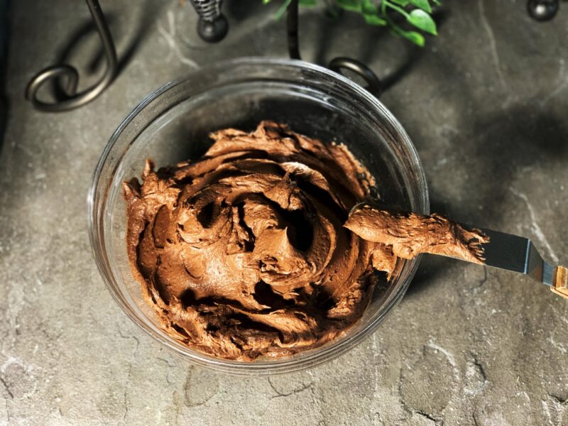 Chocolate and Nutella frosting