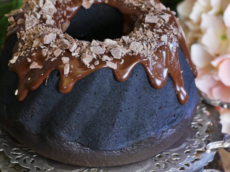 Chocolate Bundt cake with black cocoa powder